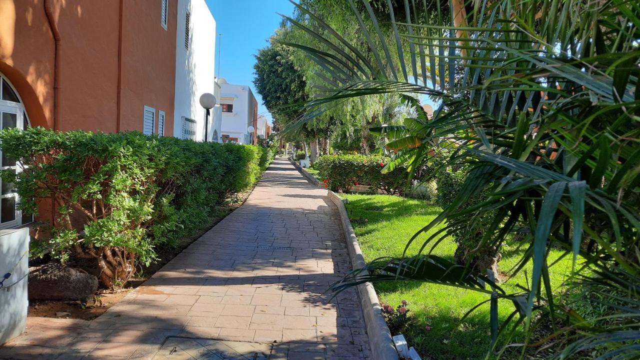 Cielo Azul Intenso Y Sol Radiante En Maspalomas Сан-Бартоломе Экстерьер фото